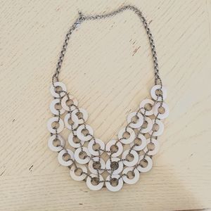 3/$10 Premier Designs Sandy Mother of Pearl chain bib necklace